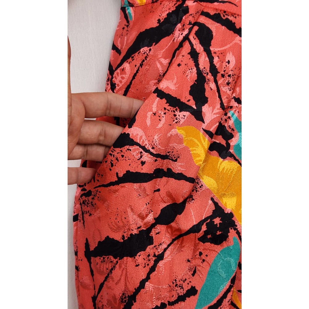Vibrant 80s Party Dress - Picture 8 of 9